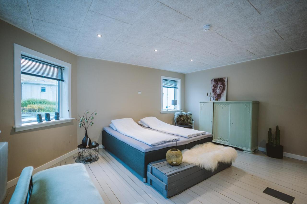 Brekkustova - Modern, Cosy And Spacious Apartment Klaksvík Eksteriør bilde
